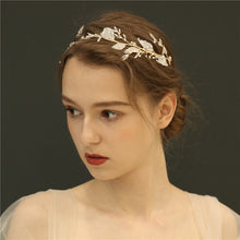 Load image into Gallery viewer, Bridal lace headband
